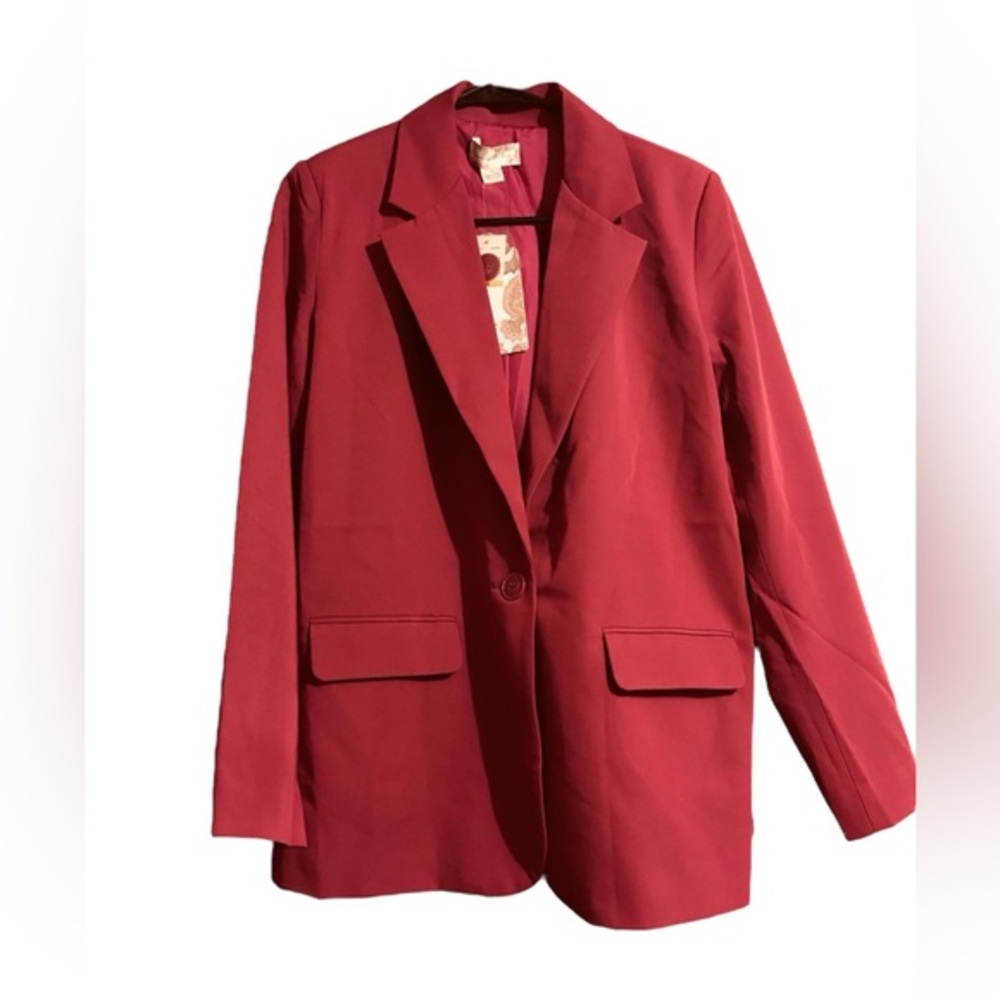 Blazer - Picture 2 of 5